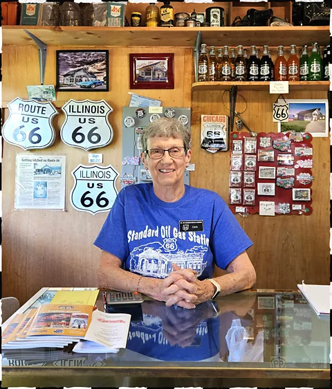 Demi Perera It might take a while to charge an EV, but locals are more than willing to tell Route 66 legends to pass the time (Credit: Demi Perera)