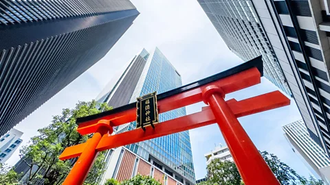 Alamy Fukutoku is hidden in Tokyo's bustling Nihonbashi commercial and business district (Credit: Alamy)