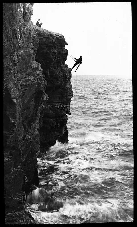 Alamy Cherry Kearton would stop at nothing to get the shots he needed; he learned to abseil with a heavy camera to shoot bird nests on cliffs (Credit: Alamy)