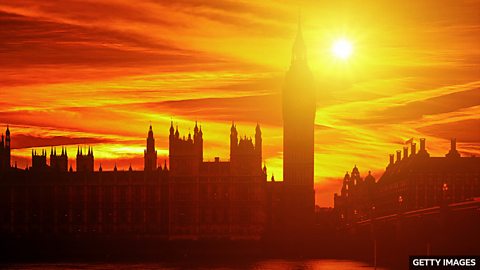 Why temperature records are being not only broken but smashed 为何极端高温纪录不仅被打破，而且被大幅刷新