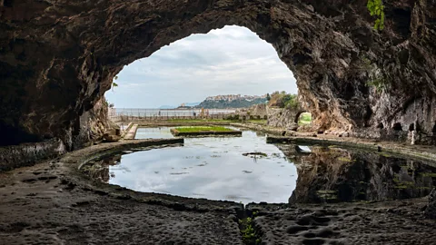 Alamy Thousands of Roman marble sculptures depicting Odyssean scenes were found in the grotto of Sperlonga's Villa of Tiberius (Credit: Alamy)