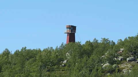 Trym Ivar Bergsmo Watchtowers are frequent sites along the border here (Credit: Trym Ivar Bergsmo)