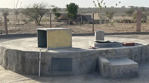 Ankit Mishra A tanka – a cylindrical underground rainwater harvesting system used to collect monsoon runoff – in Chohtan, Rajasthan (Credit: Ankit Mishra)