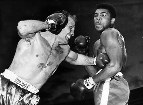 Henry Cooper fights Cassius Clay