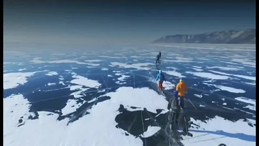 凍結のバイカル湖 世界一過酷な耐久レース ロシア・バイカル湖の氷上200キロ - BBC