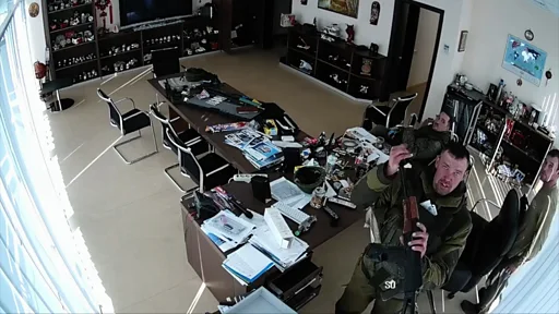цопе голые @@@@  Видео с камер наблюдения: российские солдаты стреляли в спину безоружным  людям - BBC News Русская служба