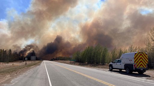 L’Alberta chiede aiuto ai militari per combattere gli incendi