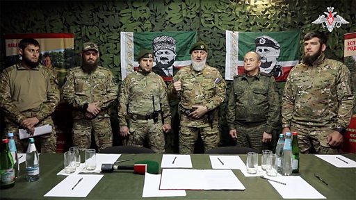 Минобороны и контракты "добровольцев". "Ахмат" и "Вагнер" реагируют по ...