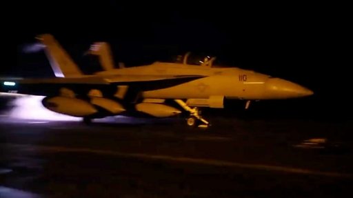 米英両軍、イエメンのフーシ派拠点を新たに空爆 - BBC.com