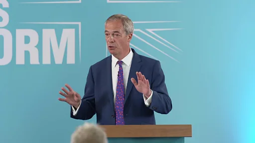 Farage quiere «congelar» la inmigración mientras el Partido Reformista presenta propuestas