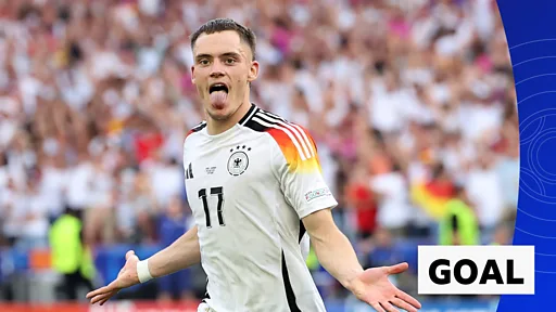 Please rewrite this title in German and exclude the domain name: Euro 2024: ‘Dream over’ for tearful Germany but young stars give hope for the future