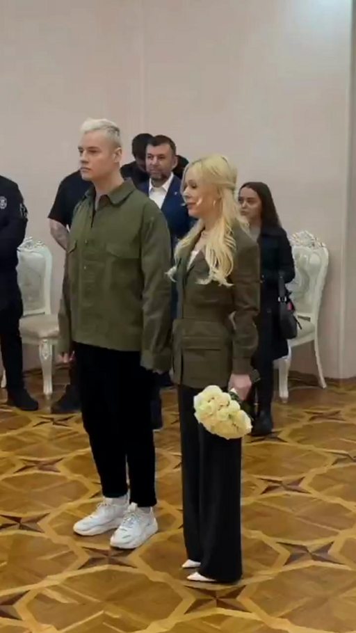 3 qiz bilan jinsiy aloqa