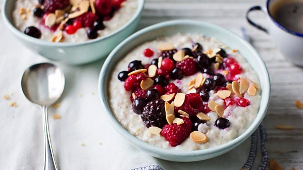 Why porridge should be our go-to breakfast - BBC Food