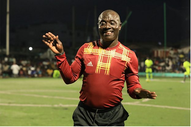 Referee Somo: Meet Ghana dancing referee - BBC News Pidgin