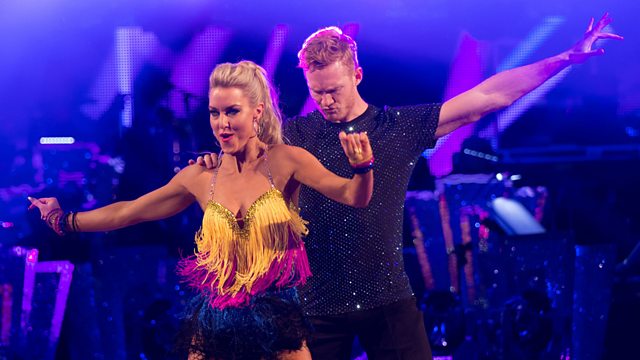 Greg Rutherford and Natalie Lowe Cha Cha to We Found Love