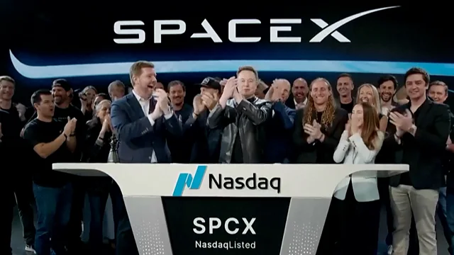 Elon Musk gets public trading of SpaceX under way from Texas