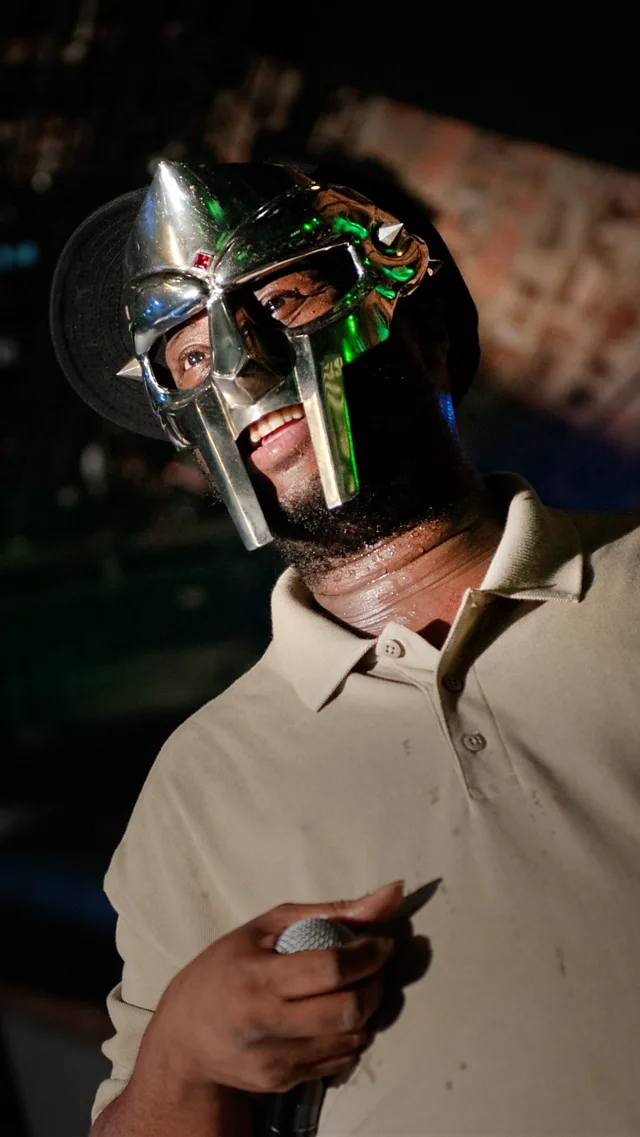 How did reclusive US rapper MF Doom end up living in Leeds? - BBC News