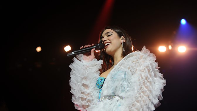 Resultado de imagem para dua lipa