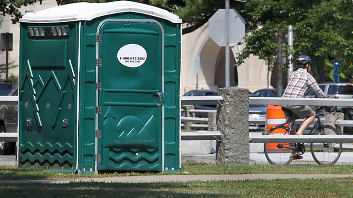 Does he have portable potty near bench?