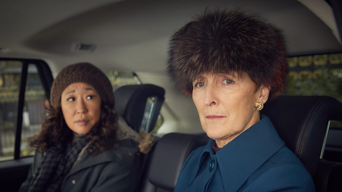 Eve SANDRA OH Carolyn Martens FIONA SHAW