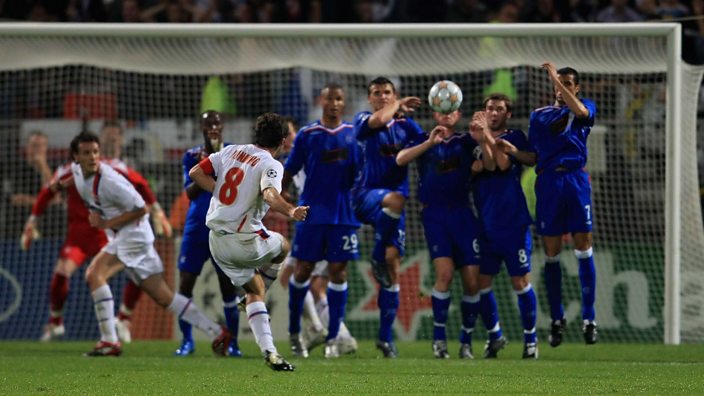 Juninho takes a free-kick against Rangers