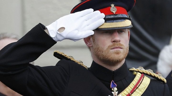 Armistice Day Two Minutes Silence Marks Day Of Remembrance Bbc News