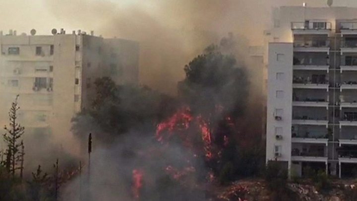 U Izraelu je zbog požara evakuirano oko 60 tisuća ljudi