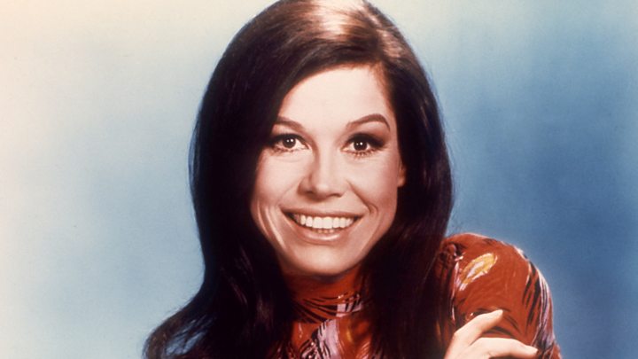 Us Actress Mary Tyler Moore Dies Aged 80 Bbc News