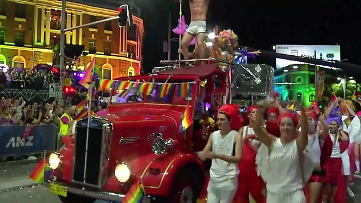 sydney mardi gras floats