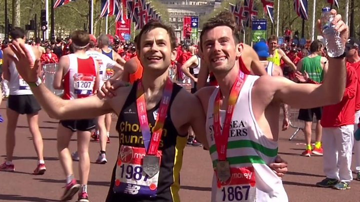 London Marathon 2018 Hottest On Record Bbc News