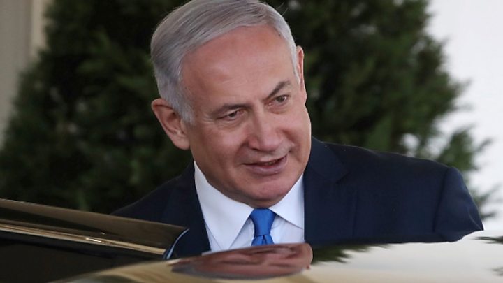 Benjamin Netanyahu: Israel PM faces corruption charges - BBC News