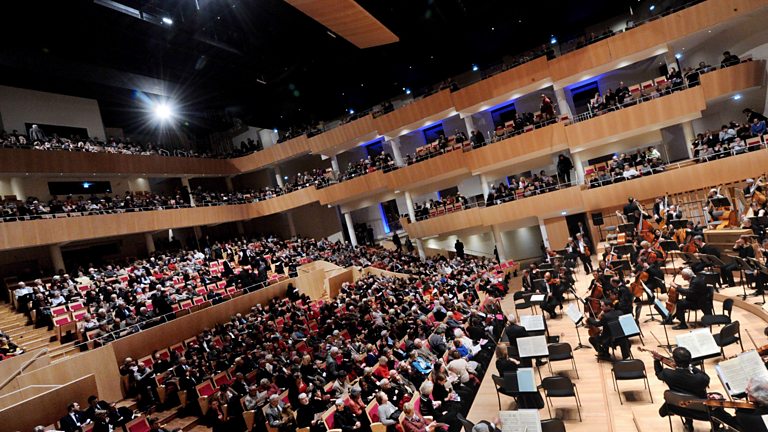 BBC World Service - Newshour, Concert halls as internet-free zones