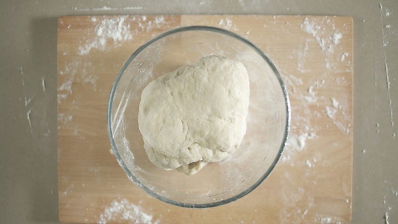 Step-by-step simple guide on how to make bread - BBC Bitesize
