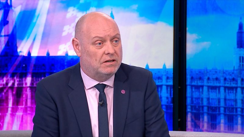 Watch: PM accused of 'sending a real chill throughout the civil service'