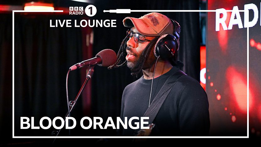 Videos - Live Lounge The 1975 - BBC