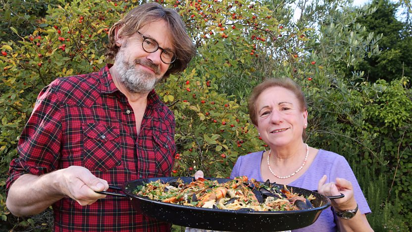 Recipe from the Paella Fideuà - Tom Press