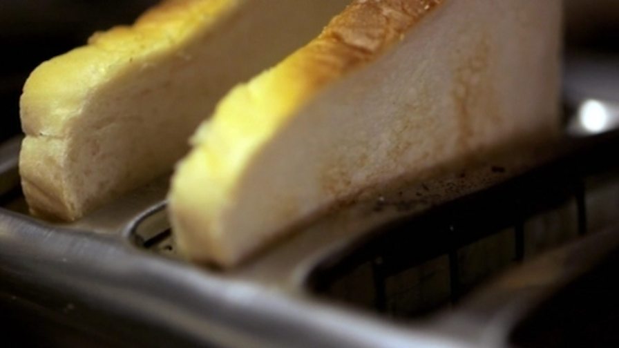 BBC Two Food & Drink, Series 1, Mary Berry Baking, Butter vs baking