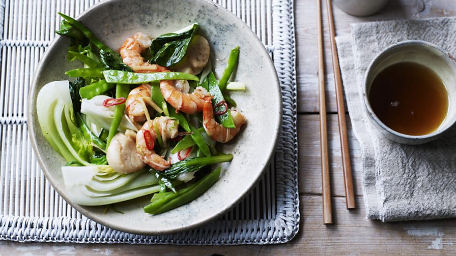BBC Two The Hairy Bikers' Asian Adventure, Series 1, Hong Kong, King prawn and scallop stir fry