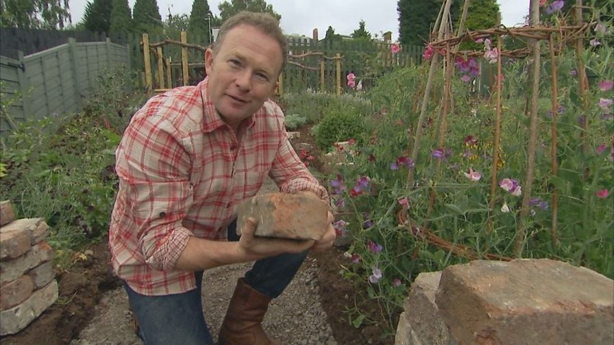 BBC Two Gardeners' World, 2010, Episode 17