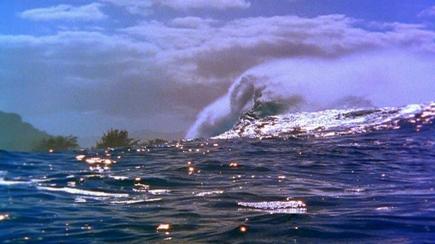 Live footage of boxing day tsunami