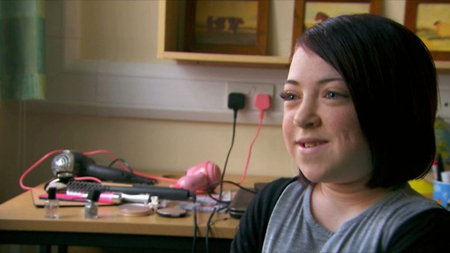 BBC Three - Small Teen Bigger World, Jazz's First Boyfriend