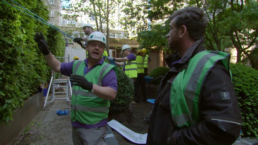 Bbc One Diy Sos Series 27 Diy Sos At Great Ormond Street Hospital Nick And Jules Talk To A