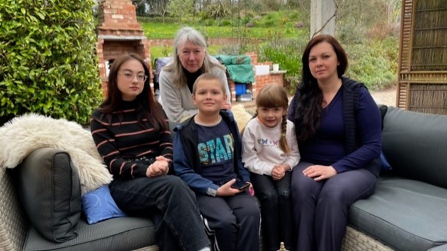 BBC Radio Somerset Simon Parkin, 31/03/2022, Taunton couple