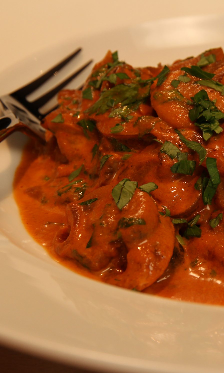 BBC One - Operation Hospital Food with James Martin - Mushroom Stroganoff