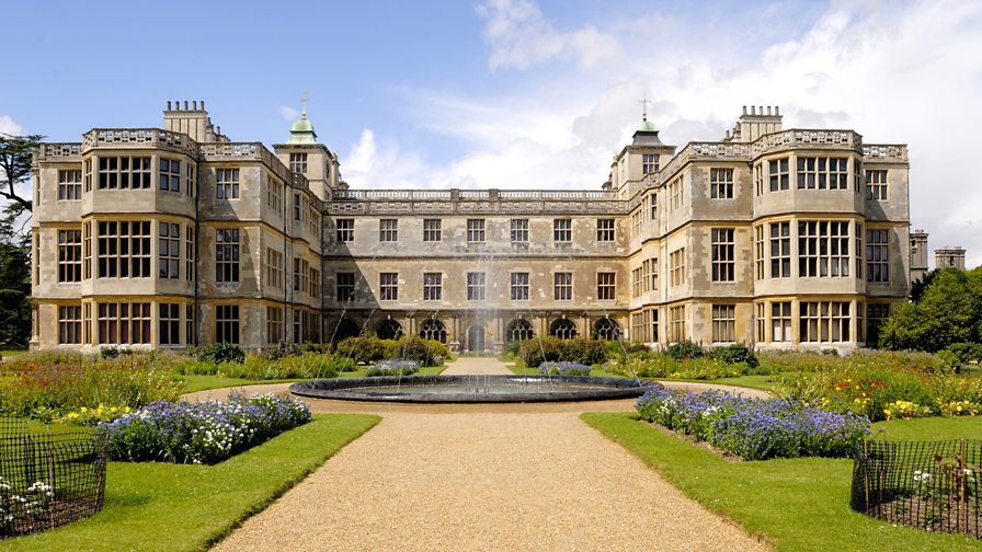 BBC One Antiques Roadshow The Royal Hall, Harrogate
