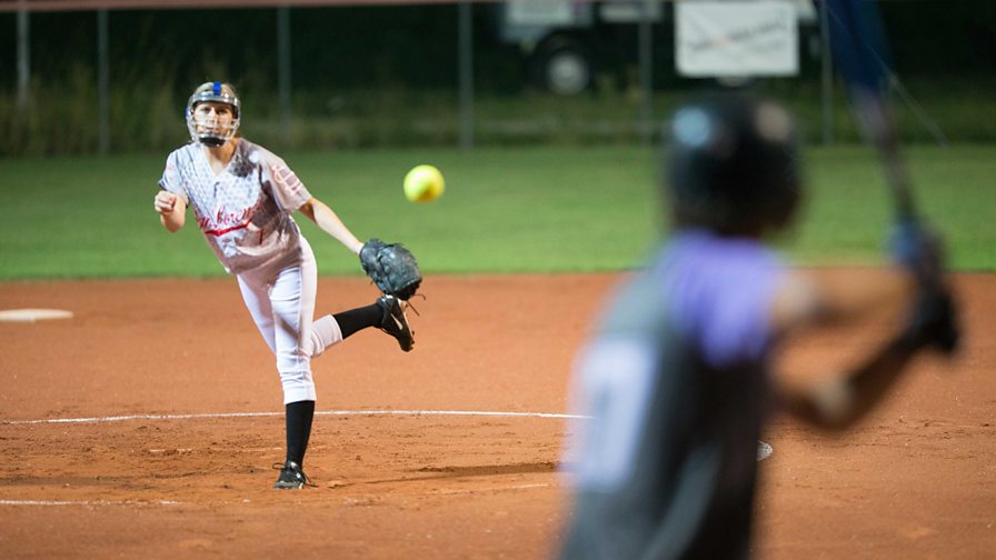 BBC Radio 4 Radio 4 in Four Cricket, baseball, rounders and softball What’s the difference? BBC Radio 4 Radio 4 in Four Cricket, baseball, rounders and softball What’s the difference?