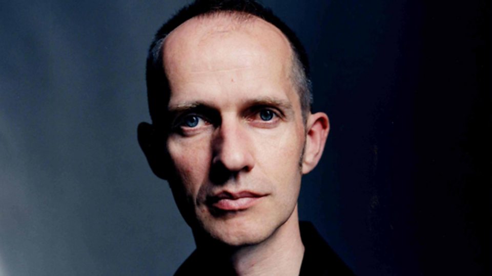 Iarla Ó Lionáird