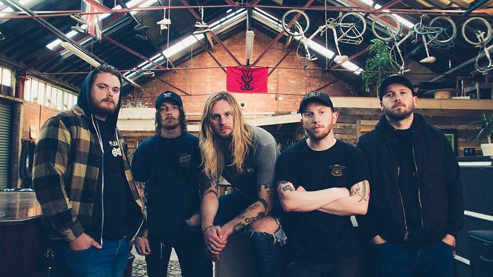 沉睡伊人 While She Sleeps 於倫敦的演出 樂迷遭遇大量竊盜事件 沉睡伊人 While She Sleeps 於倫敦的演出 樂迷遭遇大量竊盜事件
