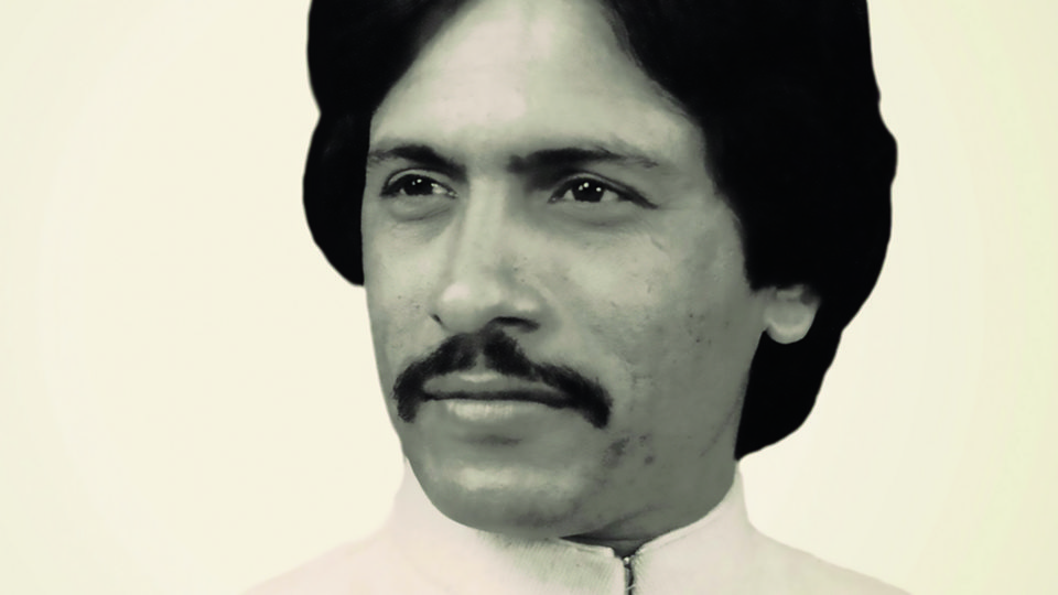 Attaullah Khan Esakhelvi.