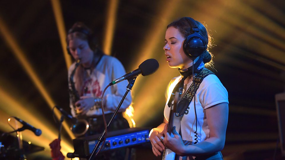 Nilüfer Yanya